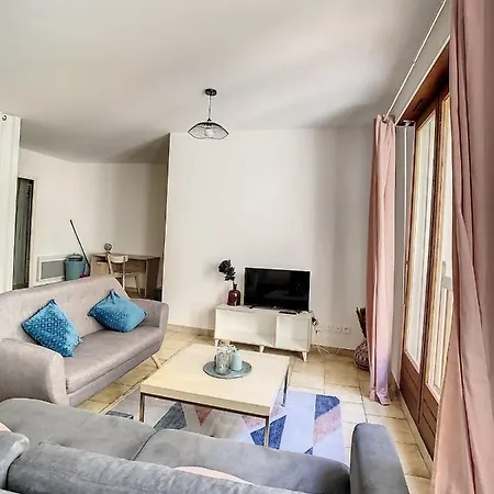 Grand Appart Spacieux Hyper Centre Gare 2pers Apartment *